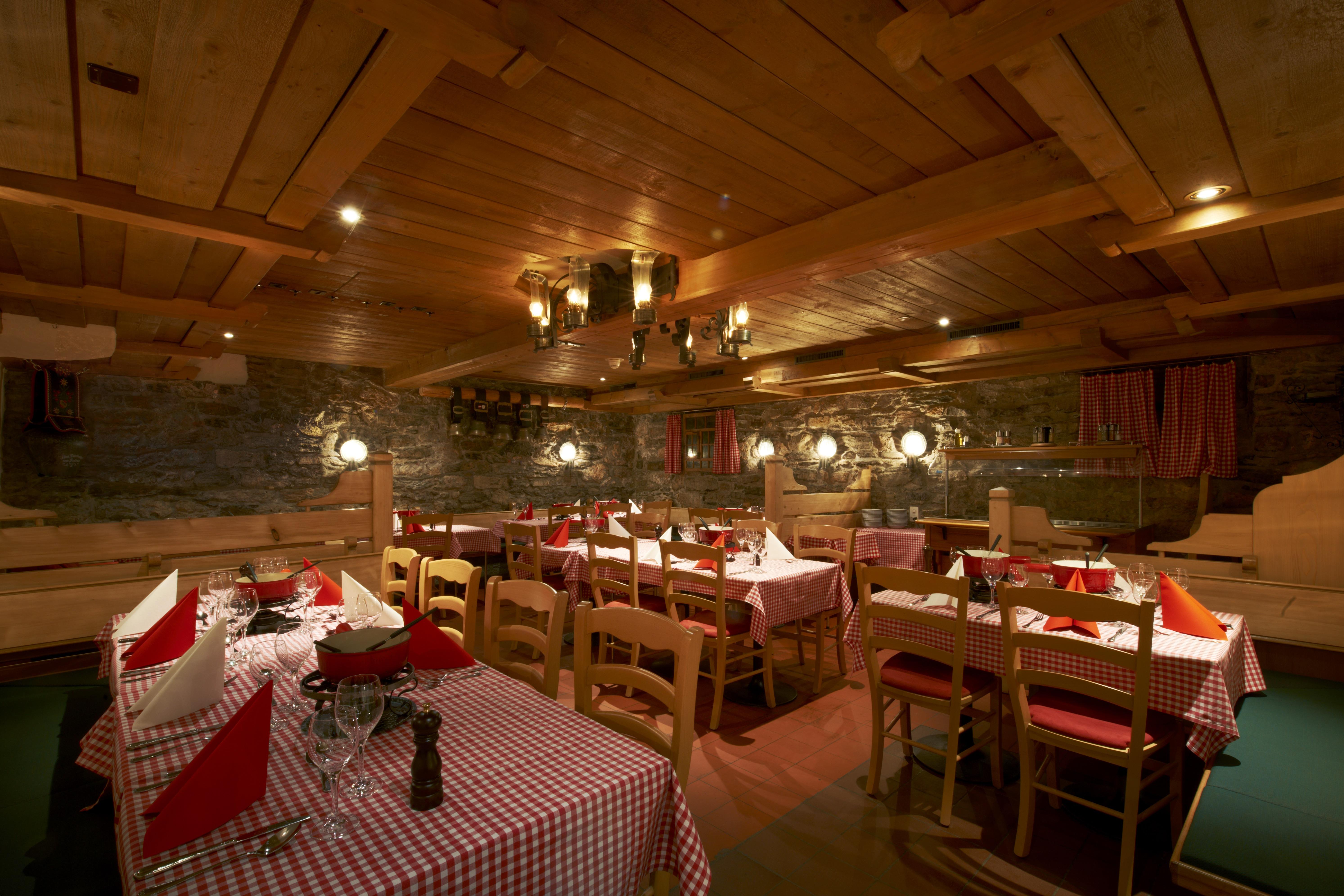 Derby Swiss Quality Hotel Grindelwald Restauracja zdjęcie